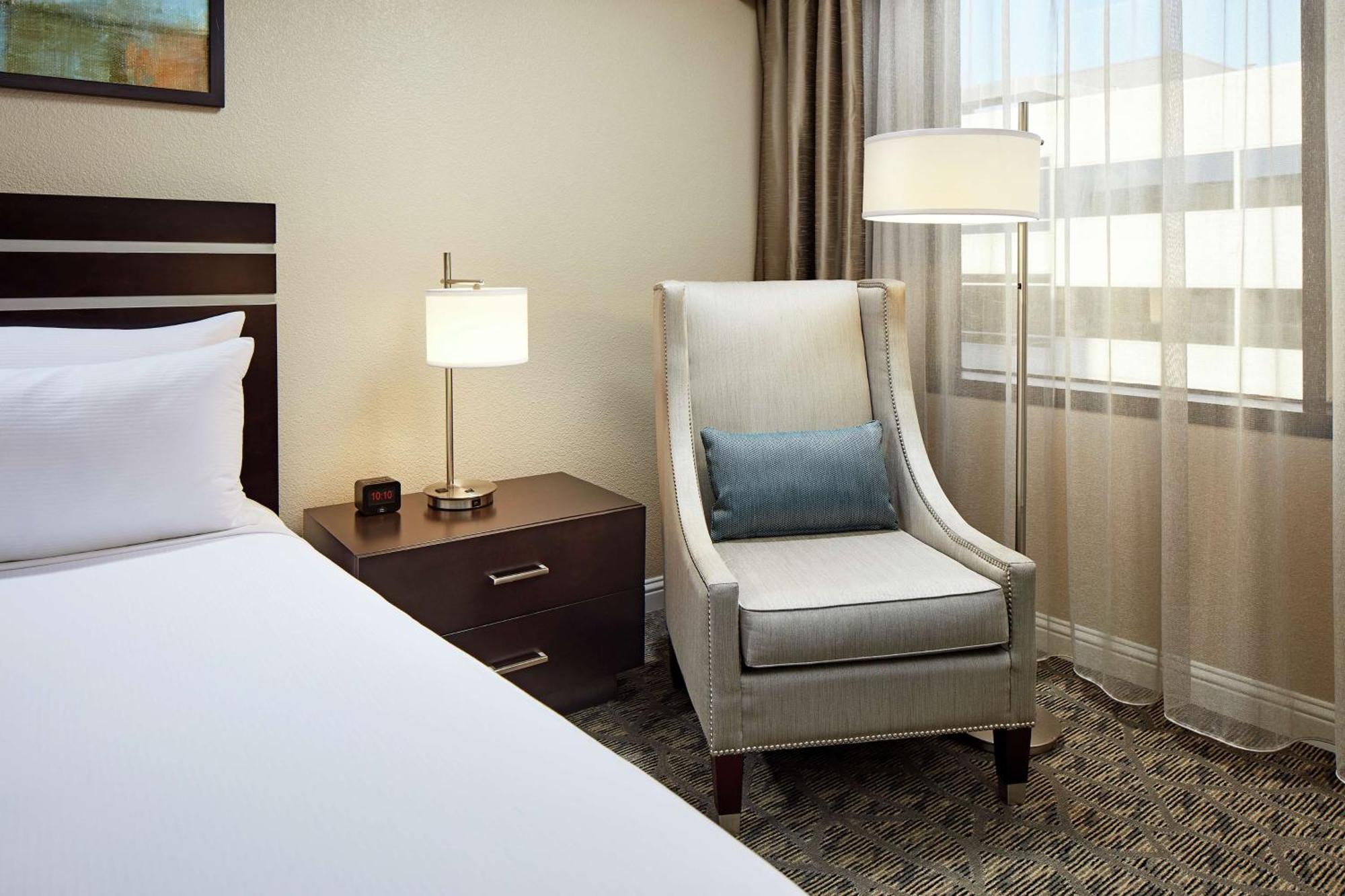 Hilton Houston Plaza/Medical Center Otel Dış mekan fotoğraf