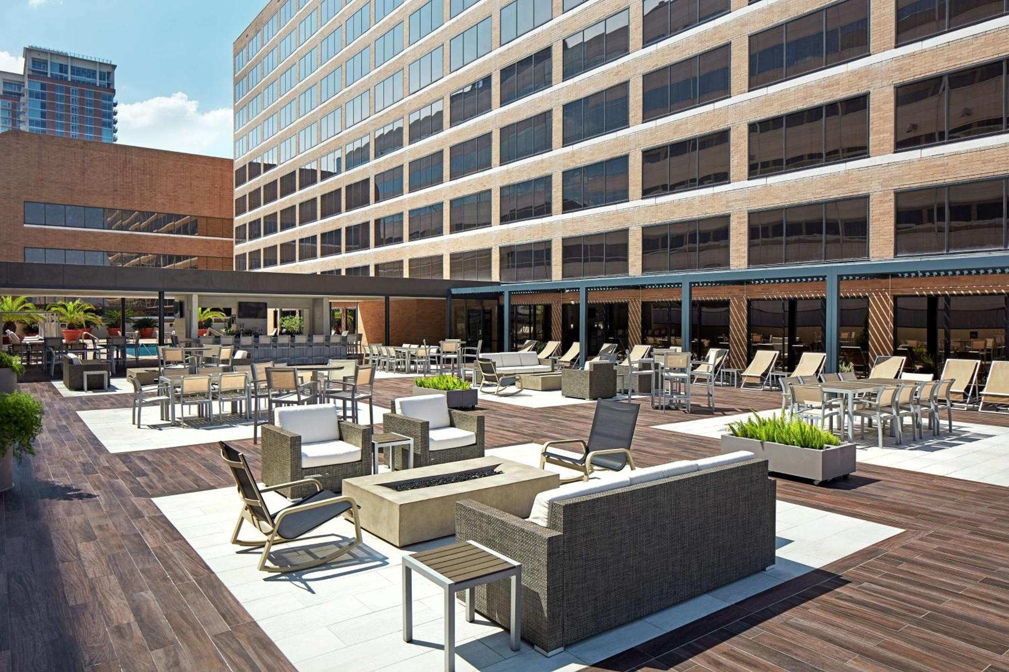 Hilton Houston Plaza/Medical Center Otel Dış mekan fotoğraf