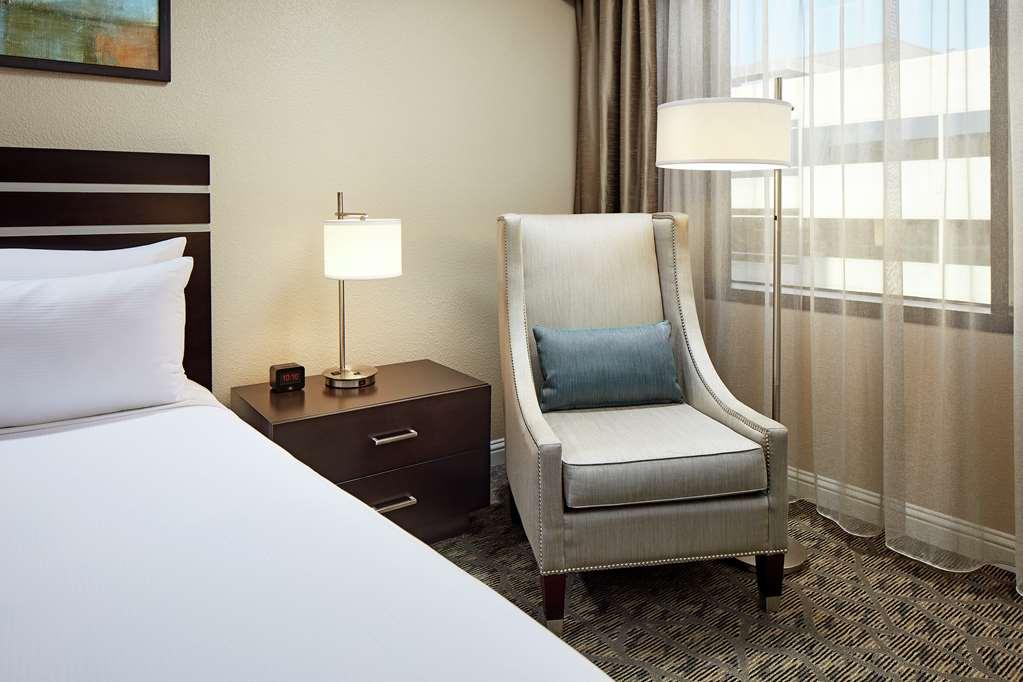 Hilton Houston Plaza/Medical Center Otel Oda fotoğraf