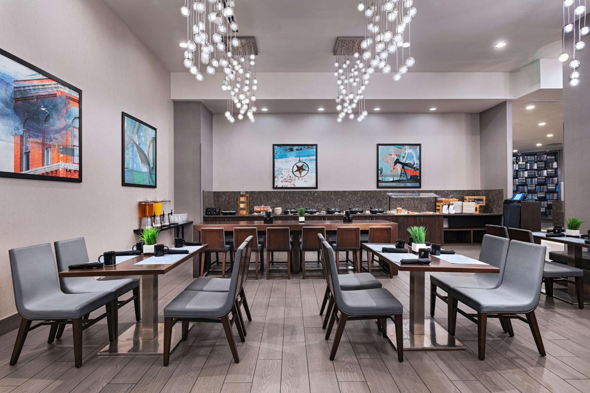 Hilton Houston Plaza/Medical Center Otel Dış mekan fotoğraf