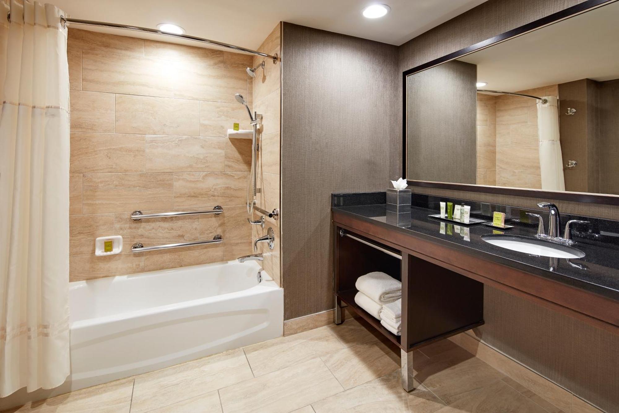 Hilton Houston Plaza/Medical Center Otel Dış mekan fotoğraf